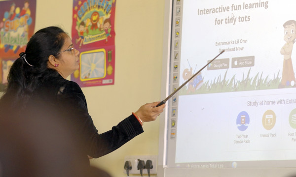 Digital Classroom School in Banswara | Extramarks Enabled